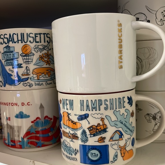 Starbucks 2012 gold lettering stackable cup with red bottom rim - Picture 10 of 10